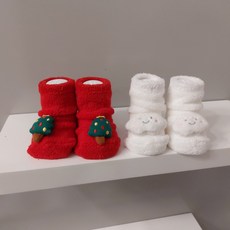 압소바 집에서도 따뜻하게 신을 수 있는 귀여운 크리스마스 덧신