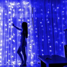 GEEKI 홈 파티 인테리어 크리스마스 트리 조명 줄조명 지네 전구 커튼 화환 LED 스트링 축제 장식 8 모드 USB 원격 제어 침실 가정용 요정, 1개, 64) Blue - 600LEDs 6Mx3M