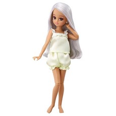 莉卡娃娃 Photogenic LiccA 百合 LA95938 超萌行銷 拍照娃娃 時尚造型, 1個