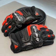 『Riderment』Dainese Carbon 4 short 黑紅碳纖維護塊競技短手套 零碼出清, 1個, S