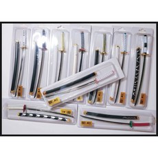 일륜도 귀멸칼날 검 칼 이노스케 젠이츠 네즈코 탄지로 렌고쿠 쿄쥬로 귀멸 피규어 귀칼검 자동검 자동칼, 1.귀칼검(일륜도 14cm) + 키링, 1개