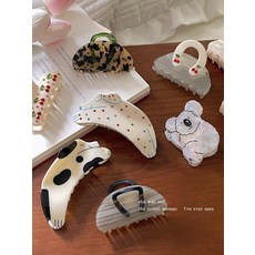 [포인트 액세서리] 집게핀 상어 디자인 반묶음머리핀 로우번, 검정 점박이