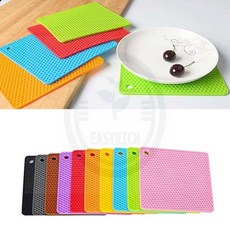 해신이네잡화점 정사각 실리콘 냄비받침대 18cm 라면받침대 냄비받침답례품, 랜덤, 1개