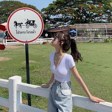 i Faith 短版T恤 V領交叉修身短袖上衣