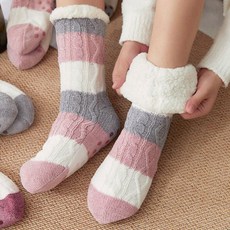 모아샵 스트라이프 후리스 롱 수면양말 보온 털양말 두꺼운겨울양말 임산부양말