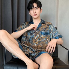 남성 럭셔리 실크 잠옷 반팔티 상하의 세트 부드럽고 편안하여 수면 및 집에서 입기에 적합byn