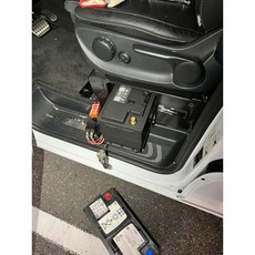 賓士馬可波羅Mercedes Benz Marco Polo 升級 H8大容量磷酸鋰鐵智慧電池保固兩年, 1個, 90
