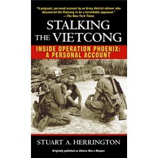 (영문도서) Stalking the Vietcong: Stalking the Vietcong: Inside Operation Pho... Mass Market Paperbound, Ballantine Group, English, 9780345472519