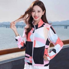 防曬外套女夏天輕薄冰絲涼感外套大尺碼吸濕排汗透氣速乾防曬衣遮陽防曬外套寬鬆連帽罩衫休閒工作登山運動外套修身短版上衣, L(建議體重52.5-60公斤), 紅色