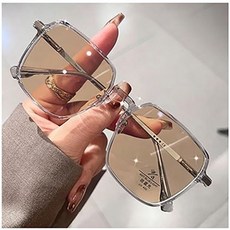 비아워게스트 변색 패션 사각 뿔테안경