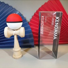 純木防滑劍玉kendama技巧球：懷舊童玩，新手適用，木製拋接劍球，訓練手眼協調, 紅黑白 橡膠漆, 1個