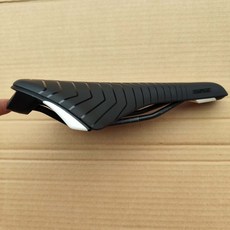 Selle Royal 自行車車座, 如圖所示, 1個