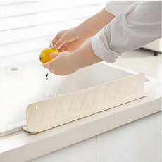 소셜띵스 물튐방지 흡착력 최강 실리콘 49cm 싱크대 물막이, 1개, 오프화이트
