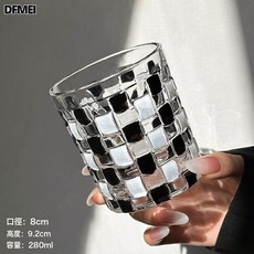 DFMEI 經典黑白棋盤格玻璃杯女飲料杯人工手繪藤編杯啤酒杯, 1個