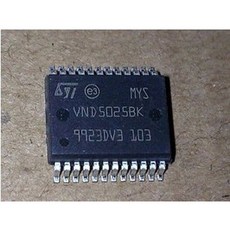 100 및 원본 VND5025BK, 1개