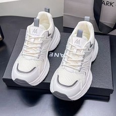 봄 여름 통기 편안하고 부드러운 망면 초경량 운동화