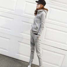 Iya女款運動套裝 女款套裝 Wonder