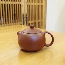 宜興紫砂壺全手工紅降坡泥西施壺210CC經典款式優質泥料適合泡各種高山茶, 1個