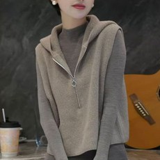 20252023년 가을 후드 디자인 민소매 니트 조끼 여성 유럽 고급 품질 단색