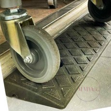 엠비아5 휠체어 문턱 경사로 발판 3cm 문턱경사로, 1개