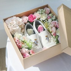 곰신 여자친구 플라워 꽃신 박스 기본형 (전역 여친 선물 웨딩 구두 제대 기념) hib*0791sX, 옵션2, 조화 추가, 옵션2_추가안함