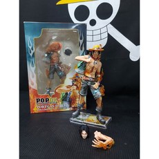 海賊王 十週年艾斯 公仔, 1個