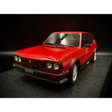 Alfa Romeo 模型車, 紅色, 1個