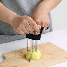 신박템 채칼도우미 신박한 안전 슬라이스 홀더 핑거가드 칼질도우미, 1개