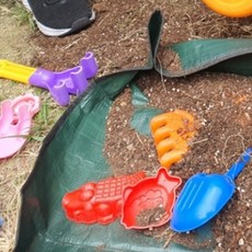 모래놀이 촉감놀이 매트 화분 분갈이 흙 야채 다듬는 바닥 깔개