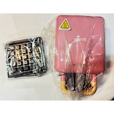 Giaretti珈樂堤 熱壓三明治機/鬆餅機(GT-SW01), 粉