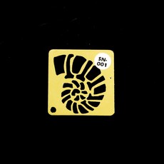 歐美風格銅片 SN1 浮雕藝術型版，多款愛心花卉圖案，DIY手作型染版，創意模板, 1個, SN-01(3.9x3.9cm 貝殼