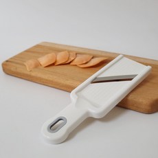 미니야채슬라이스 미니채칼 슬라이스채칼 이유식슬라이스채칼 당근오이마늘슬라이스 소형채칼슬라이스, 1개