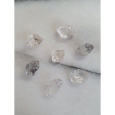 天然原礦赫基蒙閃靈鑽雙尖水晶 流沙雲母 (一圖一拍售)｜能量水晶 淨化心靈, 8.7顆, 1個