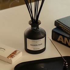 모먼트 메종 누아 (No1.실버라벨) 디퓨저 선물세트 160ml, 1개, 페어 프리지아 (감미로운 과일+꽃향)