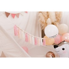 GoGraphy 現貨 DIY 毛線 流蘇串 生日佈置 派對佈置 流蘇 流蘇串旗 可愛 生日派對 婚禮佈置, 粉膚白 流蘇串-附木珠珠, 1個
