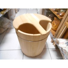 台灣檜木造型泡腳桶 40X40X47公分 含保溫蓋 浴室可用 加排水孔 無上漆 可聞香, 1個