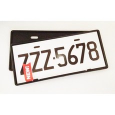 車之嚴選 cars_go 汽車用品 新式七碼牌照底框 黑色 前後牌照二入組, 1個