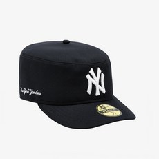 국내백화점 뉴에라 재킷 뉴욕 양키스 프리 커브드 필박스 피티드캡 네이비 14881447 바람막이 점퍼 (BK파우치증정)