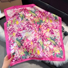Celine 復古印花方巾