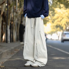 工裝風休閒長褲 寬鬆版型舒適百搭