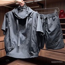 夏季輕薄速幹 連帽T 短袖短褲兩件套男 潮流簡約 純色 寬鬆休閒套裝 男生夏季穿搭 韓版 港風 美式高街oversize