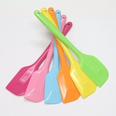 【平安】CakeLand 繽紛馬卡龍刮刀，一體成型耐熱清潔鏟，不沾鍋適用，廚房烘焙工具, 綠色, 1個