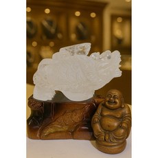 白水晶玄武龍龜蛇合體專屬豪華底座，穩鎮護招財，一尊到位, 白水晶