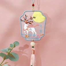 熱銷 刺繡手工diy材料包 自繡製作平安福禦守書簽掛件雙麵繡蘇繡送男友禮物, 【祥鹿平安】送繡繃+禮盒 【需自己縫製】, 1個