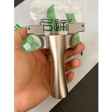 龍齒 9025款 鈦合金頭 航空鋁把, 如圖所示, 1個
