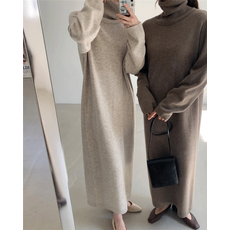 루어스룸 여성 겨울 도톰이 루즈핏 니트 원피스