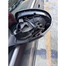 2010 Tiguan 後視鏡蓋 左邊 全新素材無烤漆, 1個