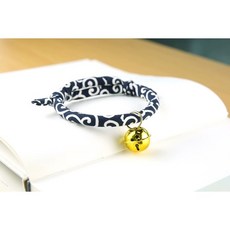 강아지 고양이 방울 목걸이 펜던트 당초무늬 도그빕, 네이비, 1개