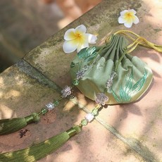 古風刺繡香包 漢服配飾 隨身香囊, 1個, 竹色 軍綠色 香囊 流蘇 ,薄荷葉
