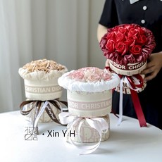 花束 畢業花束 節慶花 畢業花 乾燥花束 永生花束 香皂花 情人節花束 小花束 花 玫瑰花束, 棕色小香風禮盒+燈